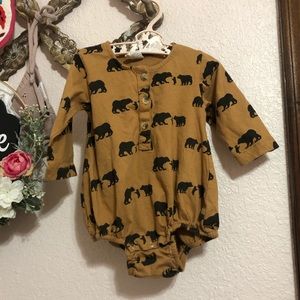 Kate Quinn bear long sleeve bubble